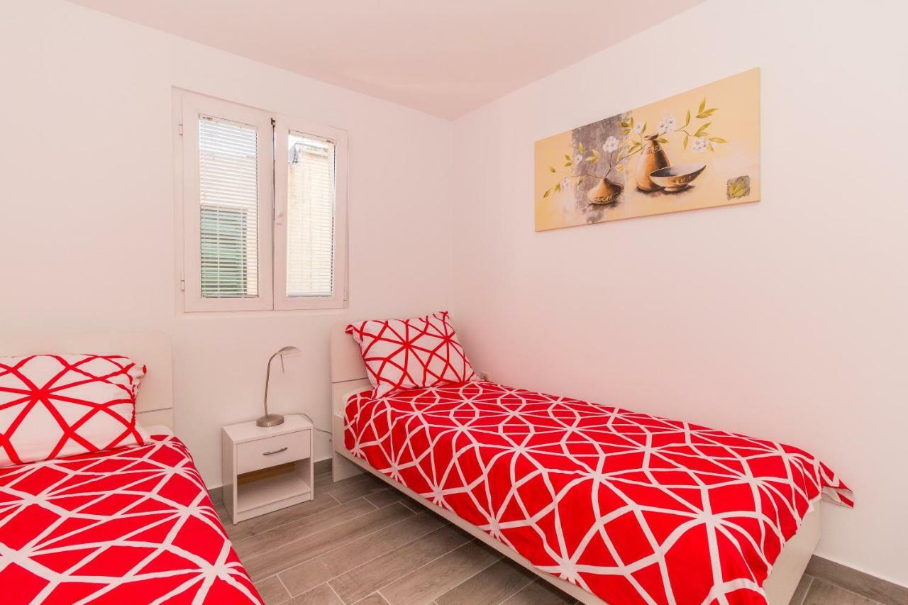 App Joly In Center Old Town Appartement Biograd Na Moru Buitenkant foto