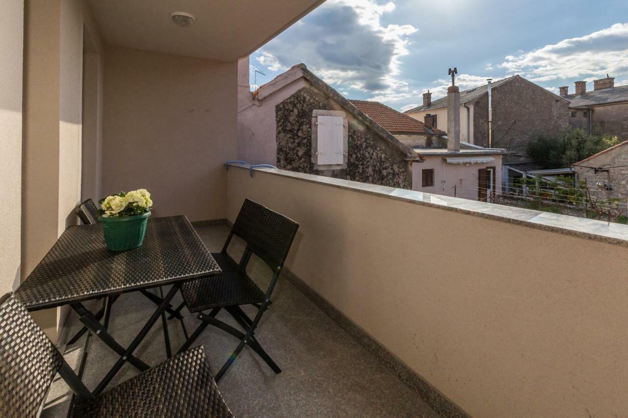 App Joly In Center Old Town Appartement Biograd Na Moru Buitenkant foto